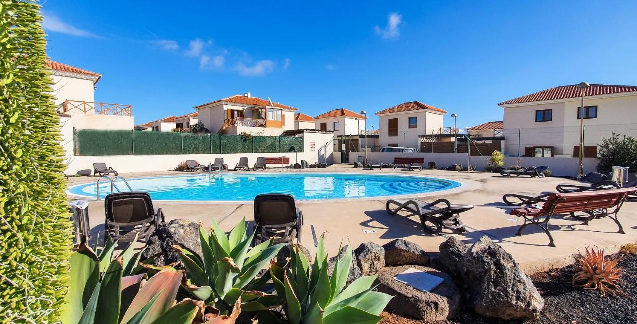 Oasis Desert - Holiday Home With Pool & Garden Near Corralejo And Lajares Buitenkant foto